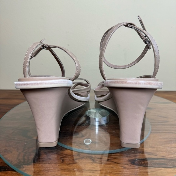 Dolce Vita Gemini Toe Loop Wedge Thong Dress Sandals - cafe leather - Picture 12 of 16